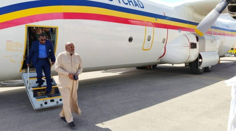 TCHAD 🇹🇩 – Ennedi Est : 𝗹𝗲 𝗠𝗶𝗻𝗶𝘀𝘁𝗿𝗲 Le ministre de l’aménagement du territoire, de l’urbanisme et de l’habitat Mahamat Assileck Halata au chevet de l’urbanisme et du foncier dans la région de l’Ennedi Est.