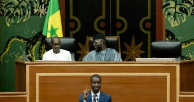 Sénégal: « Les homosexuels ne respireront plus dans ce pays » : l’Assemblée nationale sénégalaise durcit sa législation.